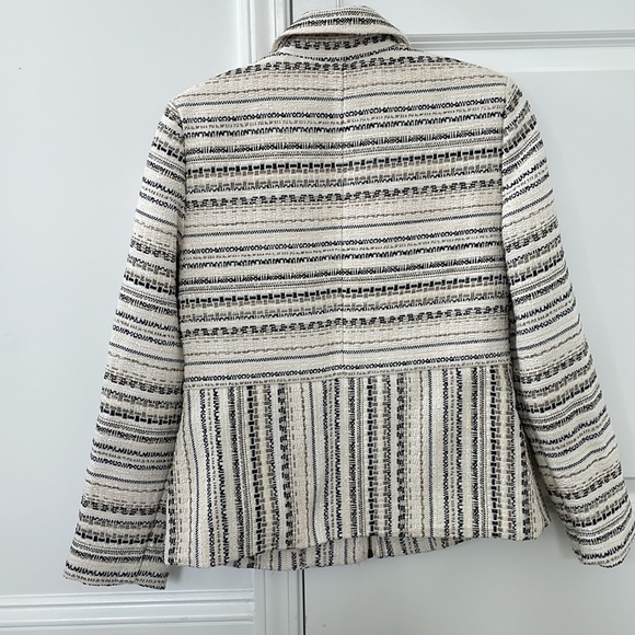 Chico’s zippered blazer - Picture 2 of 6